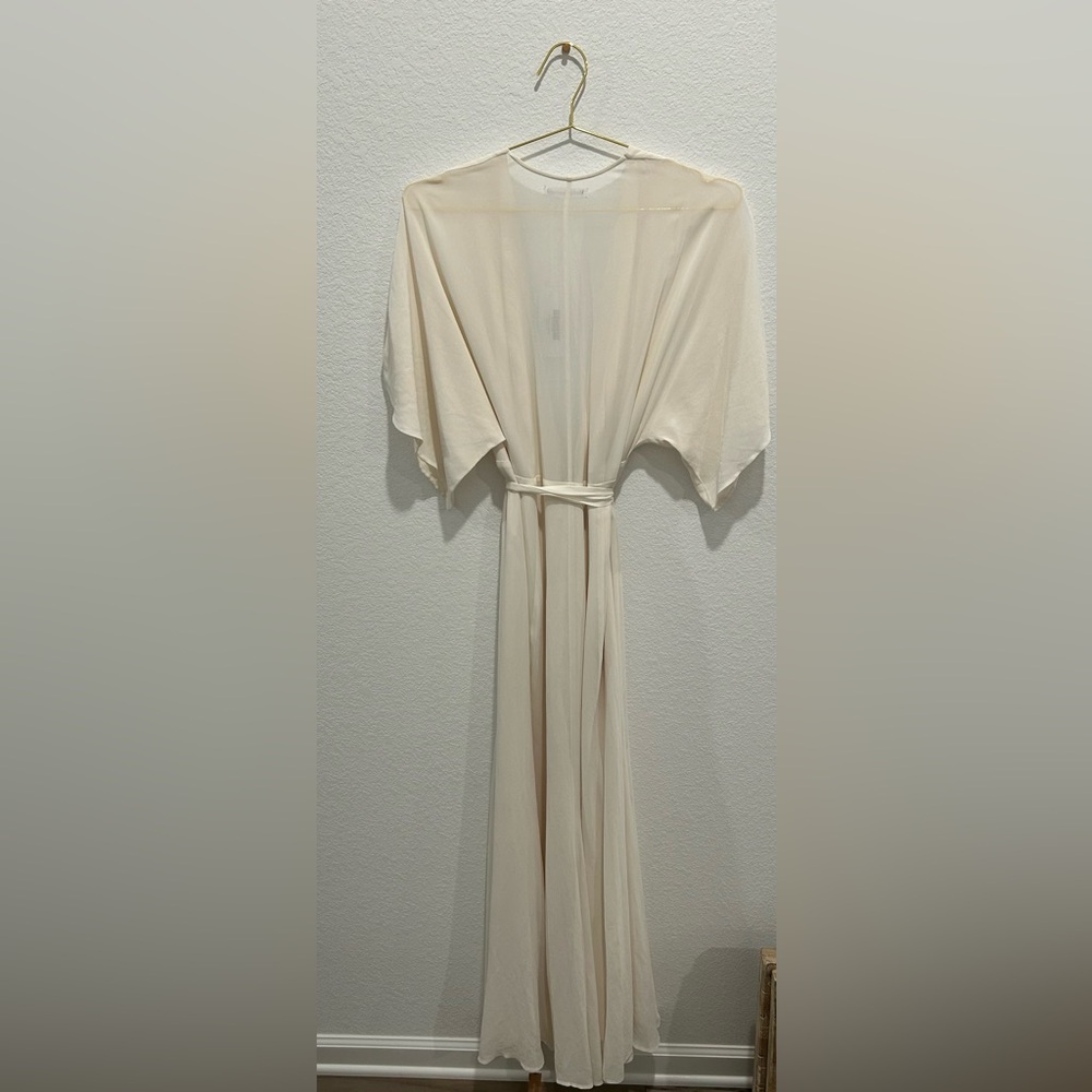 REFORMATION NEW WITH TAGS Winslow maxi dress white ivory cream wrap kimono large - Picture 3 of 6